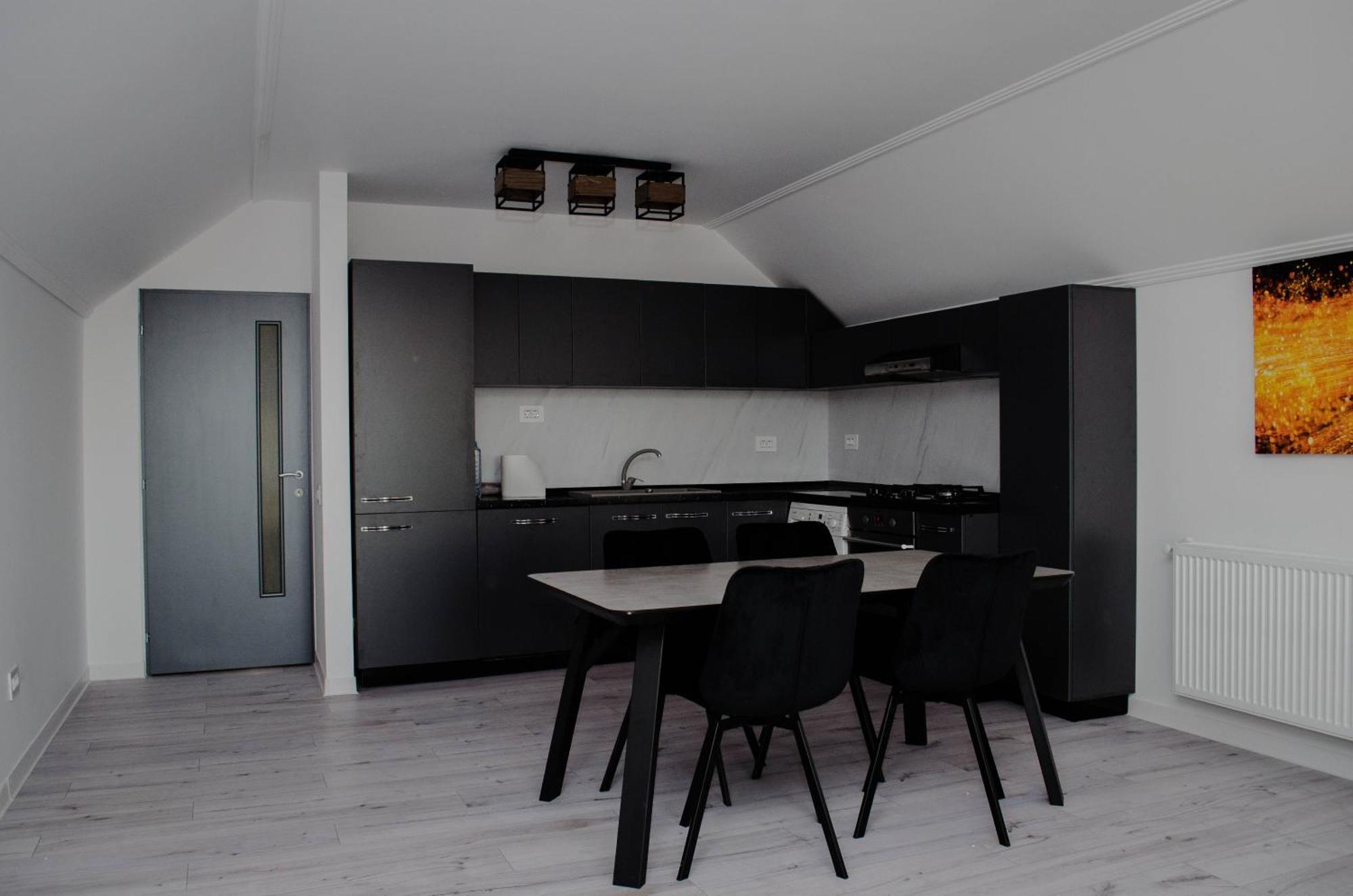 Apartmán Pentgarden Penthouse Jacuzzi Târgu Jiu Exteriér fotografie