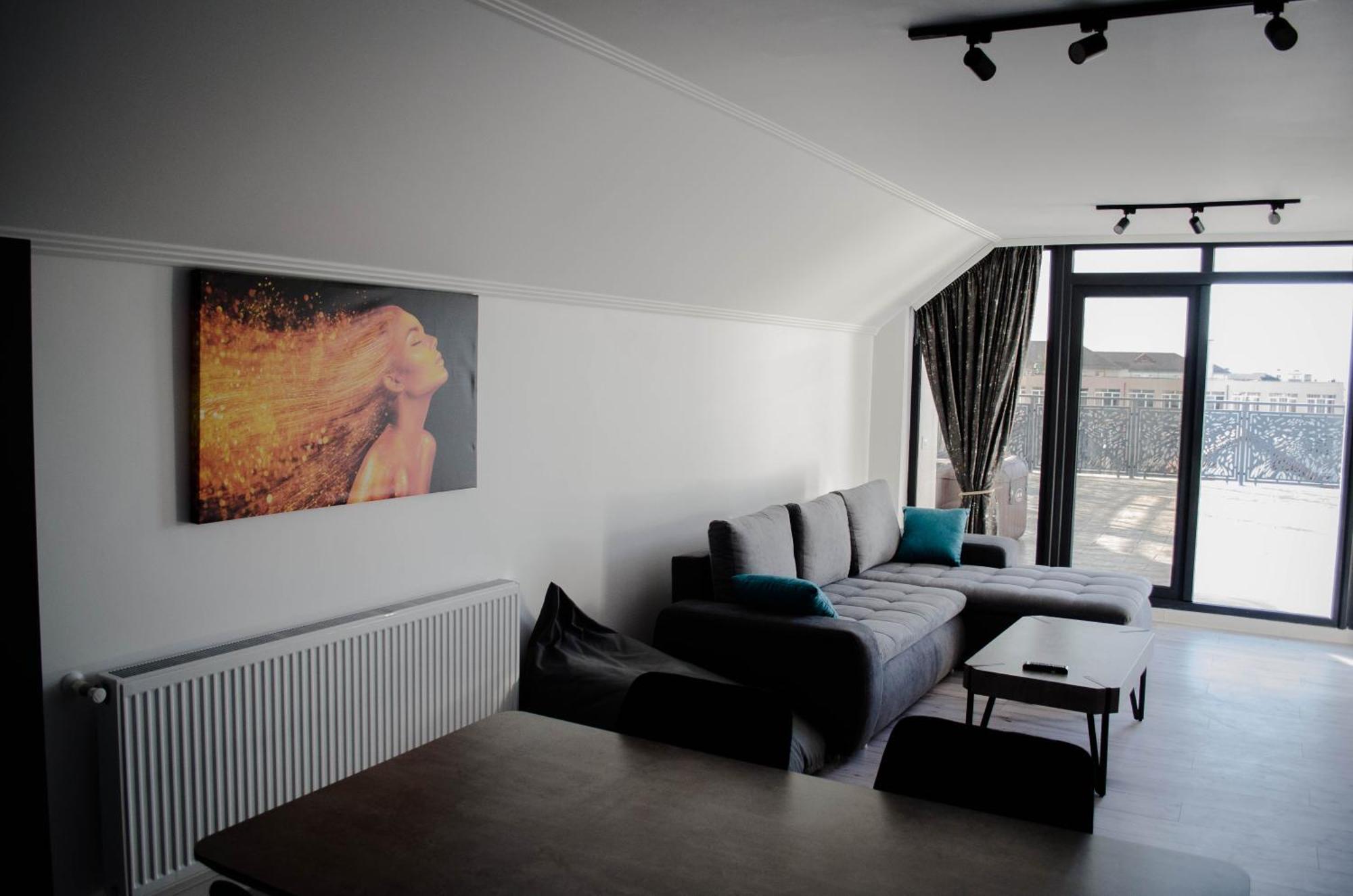 Apartmán Pentgarden Penthouse Jacuzzi Târgu Jiu Exteriér fotografie