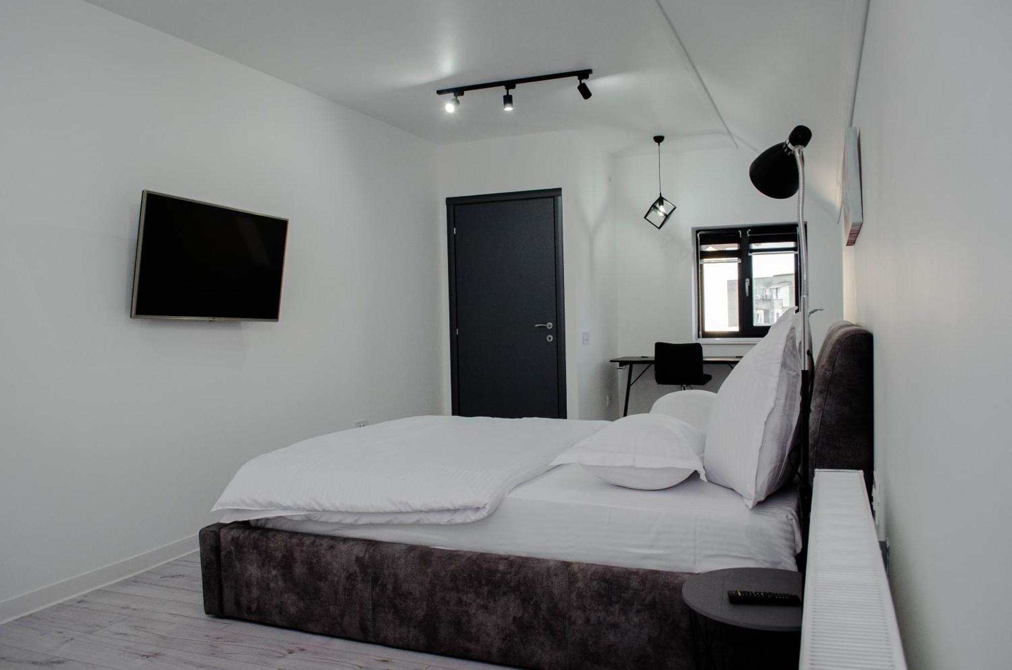 Apartmán Pentgarden Penthouse Jacuzzi Târgu Jiu Exteriér fotografie